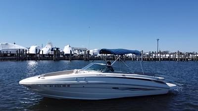 BOATZON | Sea Ray 240 Sundeck 2011 BOATZON | Sea Ray 240 Sundeck 2011