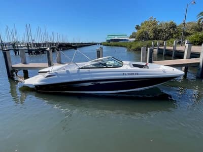 BOATZON | Sea Ray 240 Sundeck 2015 BOATZON | Sea Ray 240 Sundeck 2015