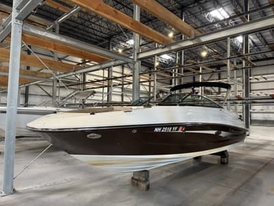 BOATZON | Sea Ray 240 Sundeck 2016