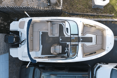 BOATZON | Sea Ray 240 SUNDECK OB 2016 BOATZON | Sea Ray 240 SUNDECK OB 2016