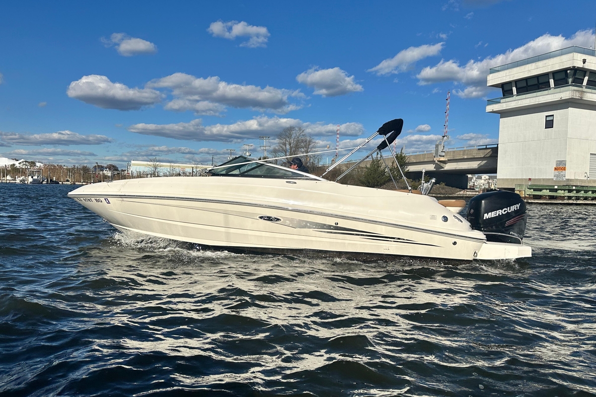 2014 Sea Ray Sea Ray 240 Sundeck Outboard 2014 - Sold Boat