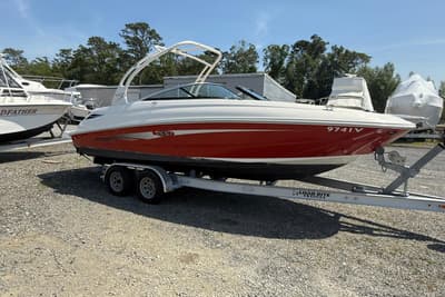BOATZON | Sea Ray 240 Sundeck Outboard 2014