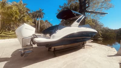BOATZON | Sea Ray 250 SDX OUTBOARD 2021