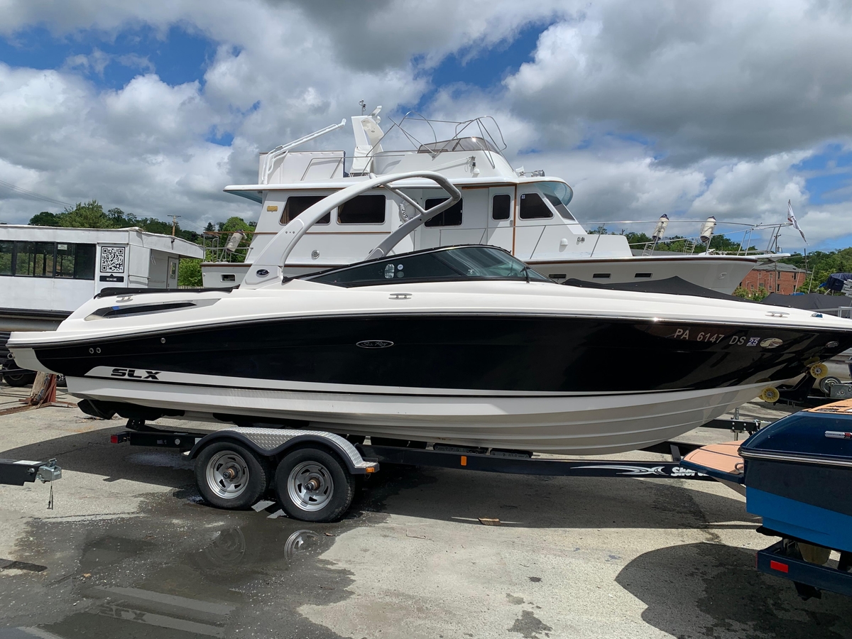 2015 Sea Ray 250 SLX - Sold Boat