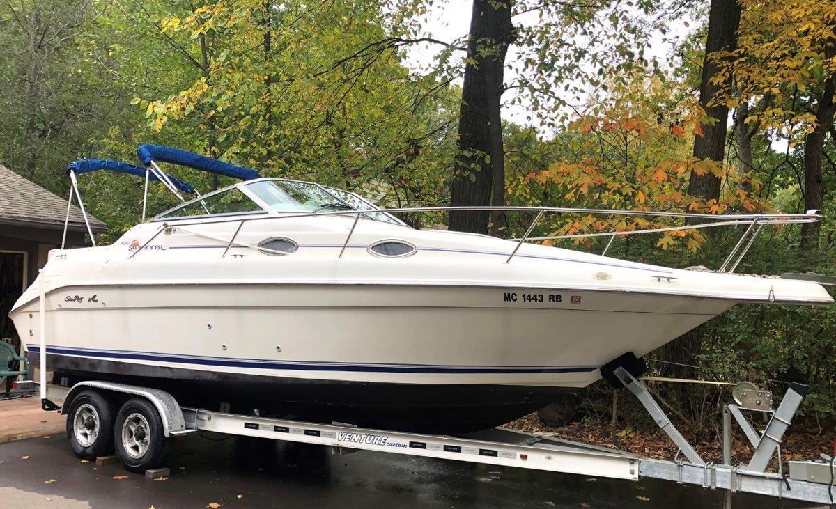 1996 Sea Ray 250 Sundancer - Sold Boat