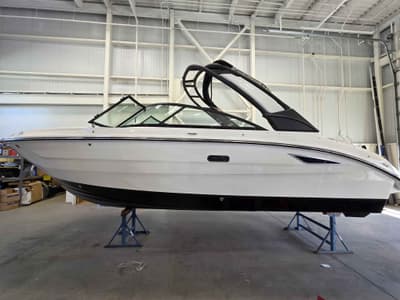 BOATZON | Sea Ray 250SDX 2026
