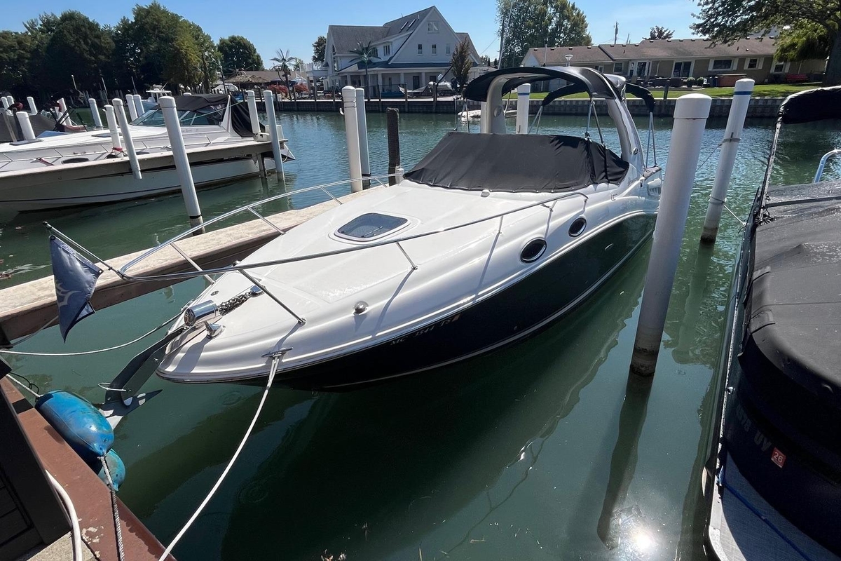 2006 Sea Ray 260 Sundancer - Sold Boat