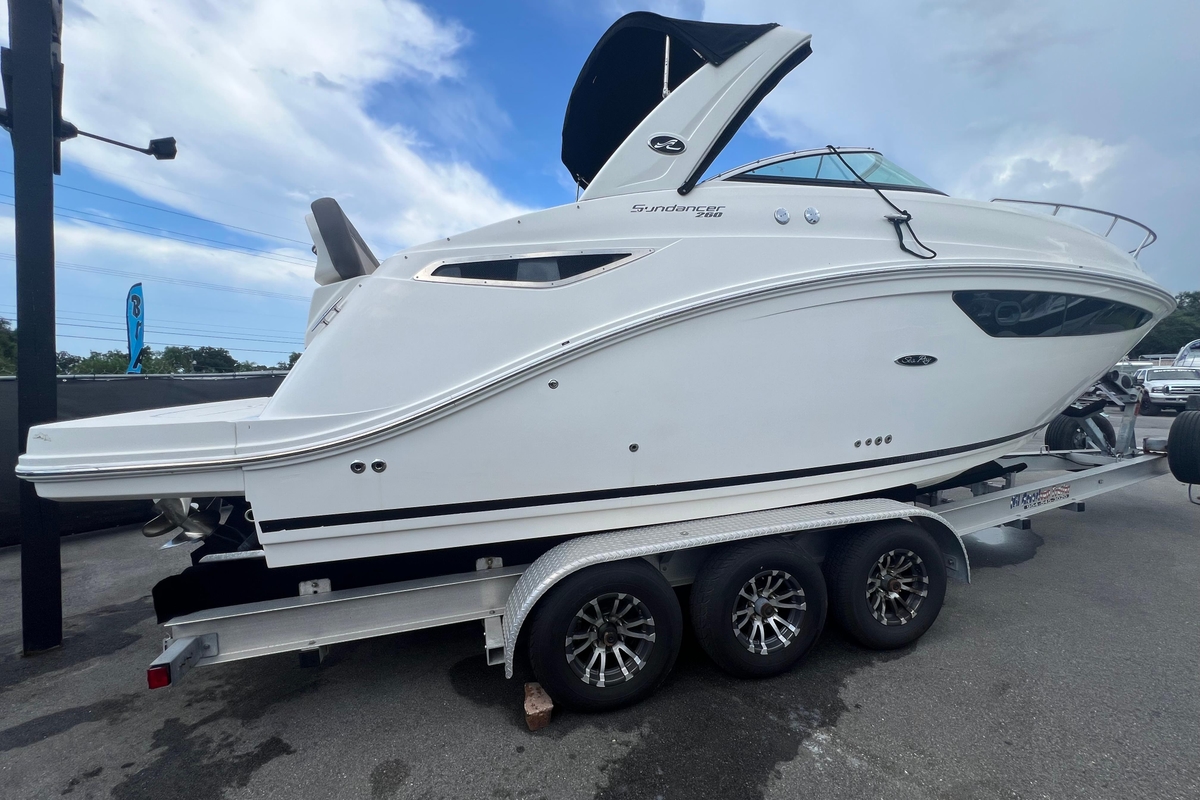 2014 Sea Ray 260 Sundancer - Sold Boat