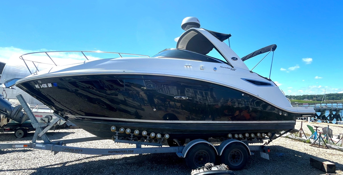 2014 Sea Ray 260 Sundancer - Sold Boat