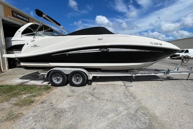2007 Sea Ray 260 Sundeck - Sold Boat