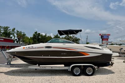 BOATZON | Sea Ray 260 Sundeck 2013 BOATZON | Sea Ray 260 Sundeck 2013