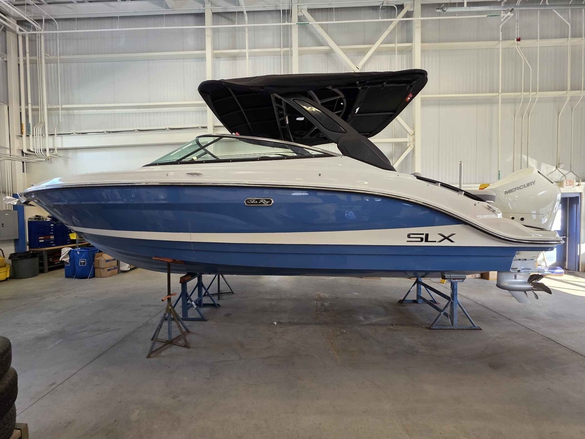 2026 Sea Ray 260SXO - Sold Boat