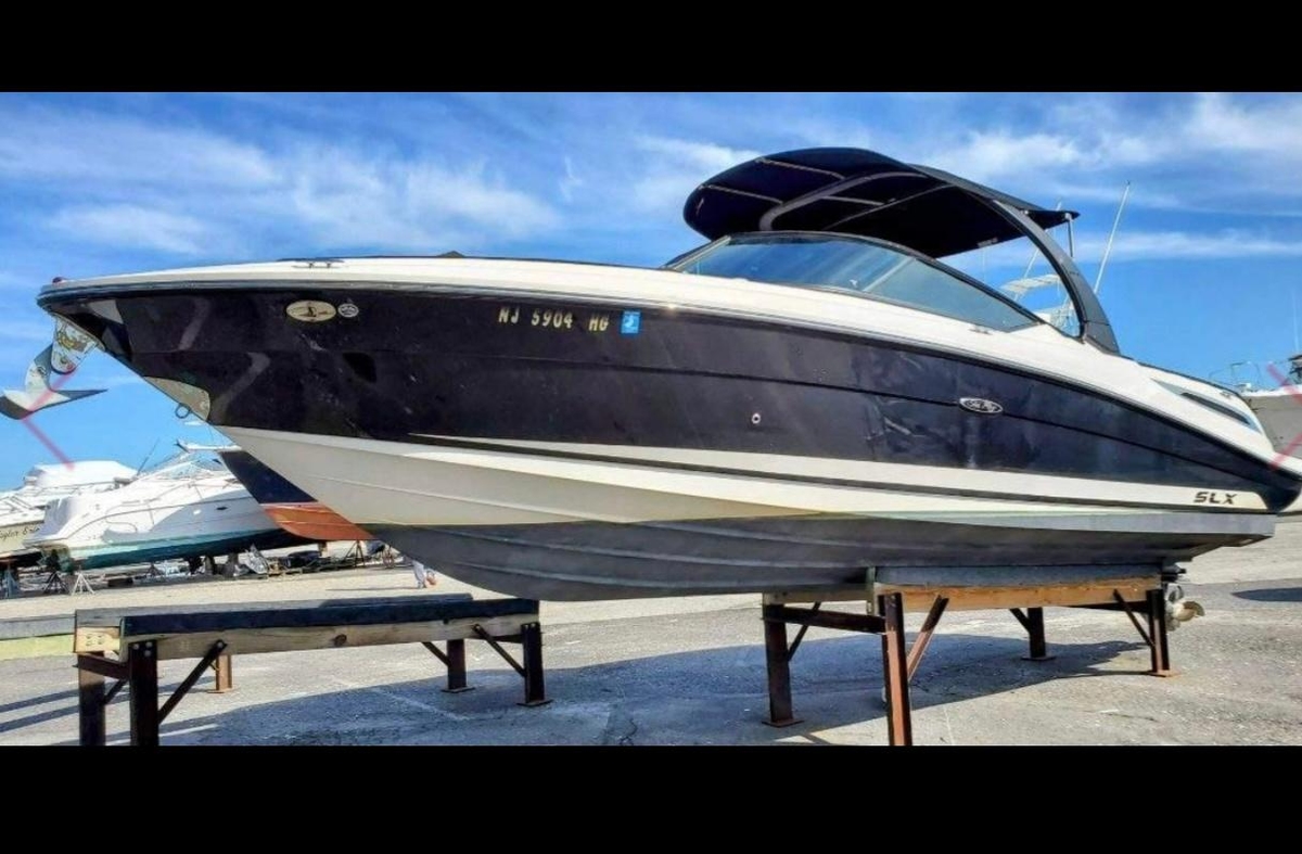 2015 Sea Ray 270 SLX - Sold Boat