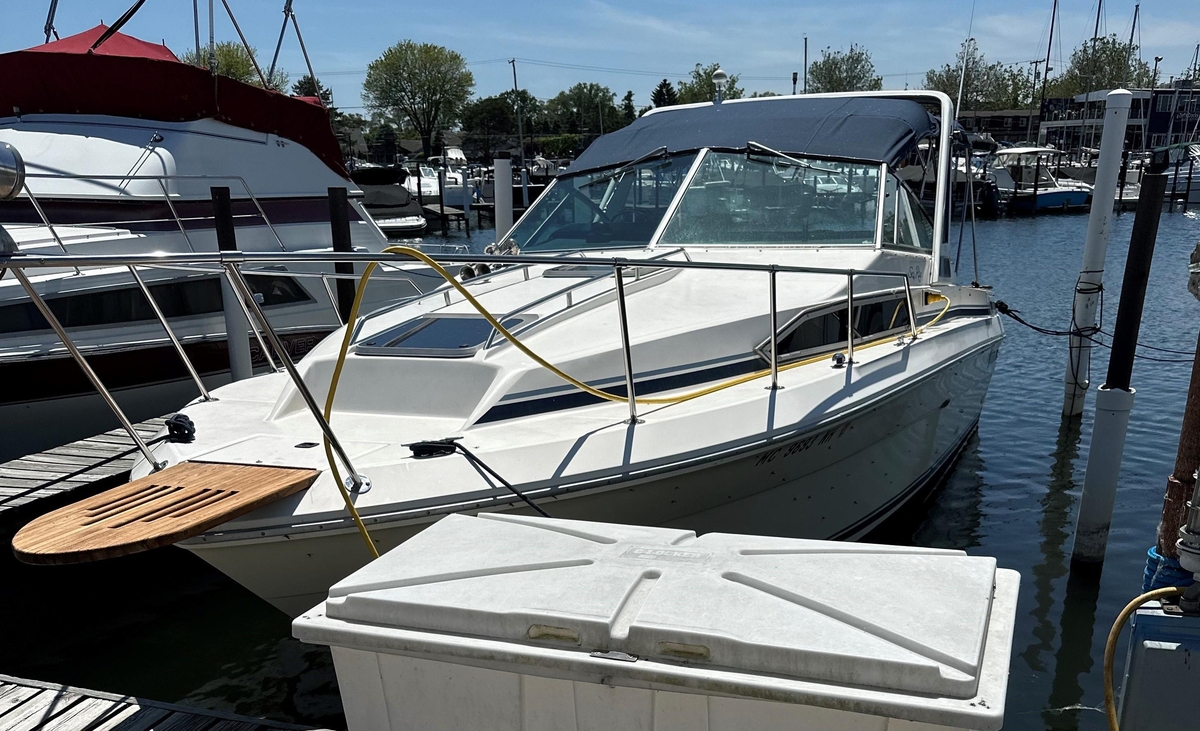 1987 Sea Ray 270 Sundancer - Sold Boat