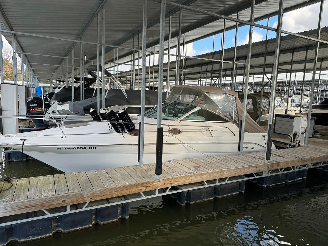 1997 Sea Ray 270 Sundancer - Sold Boat