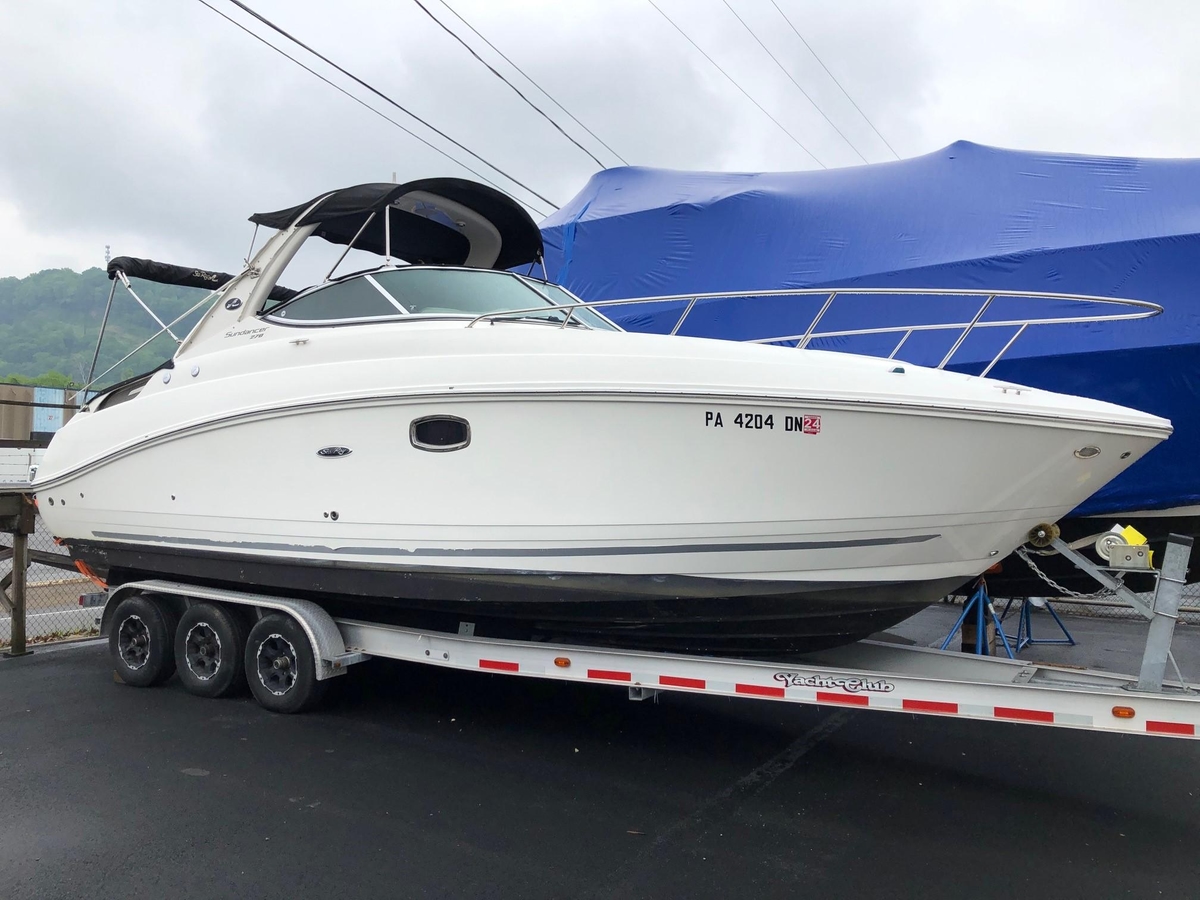 2009 Sea Ray 270 Sundancer - Sold Boat