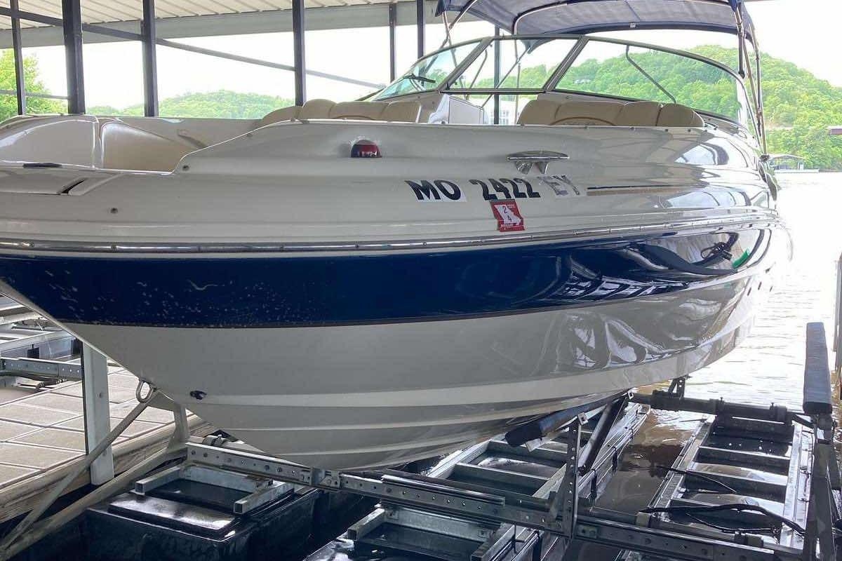 2002 Sea Ray 270 Sundeck - Sold Boat