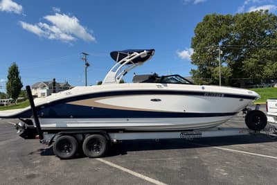 BOATZON | Sea Ray 270 Sundeck 2015