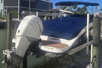 BOATZON | Sea Ray 270 Sundeck Outboard 2016 BOATZON | Sea Ray 270 Sundeck Outboard 2016