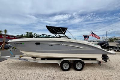 BOATZON | Sea Ray 270 Sundeck Outboard 2016