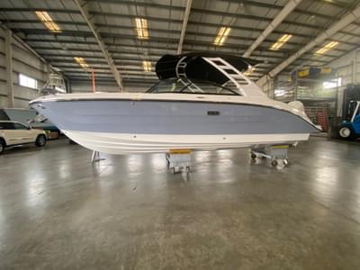 BOATZON | Sea Ray 270 Sundeck Outboard 2025 BOATZON | Sea Ray 270 Sundeck Outboard 2025