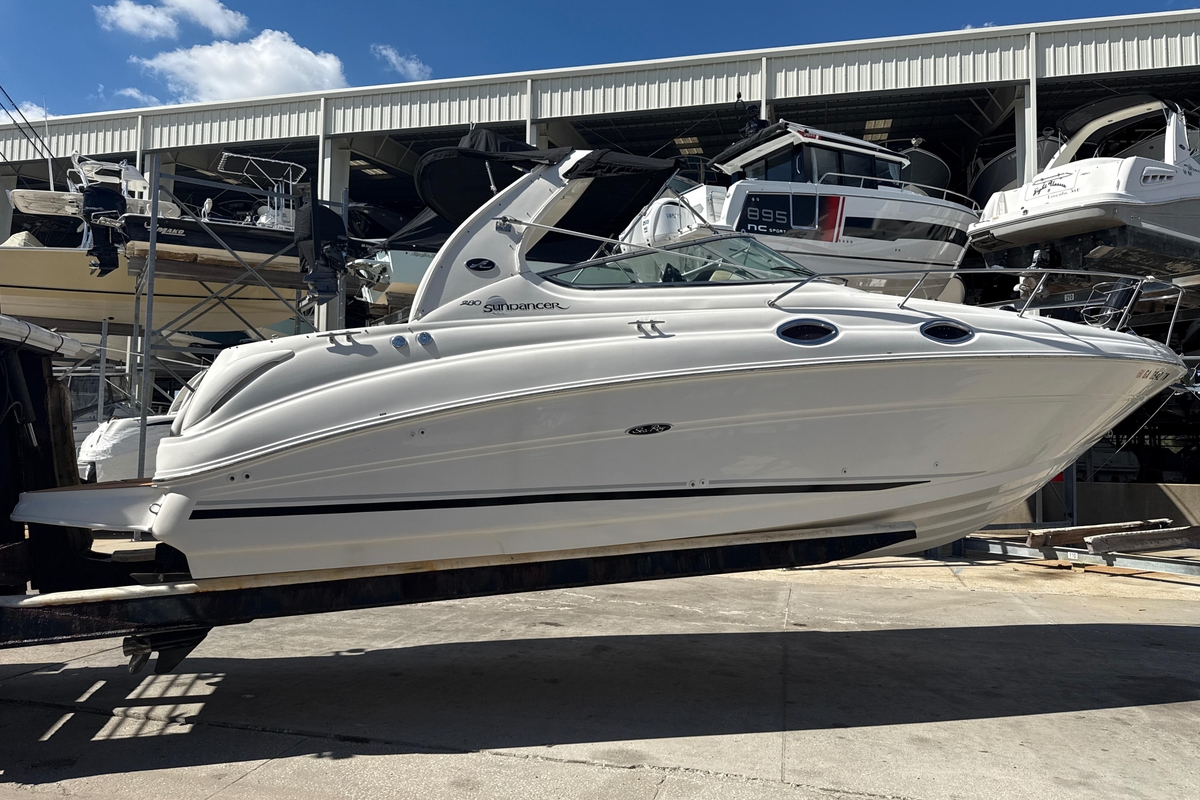 2004 Sea Ray 280 Sundancer - Sold Boat