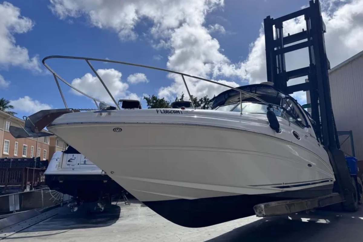 2005 Sea Ray 280 Sundancer - Sold Boat