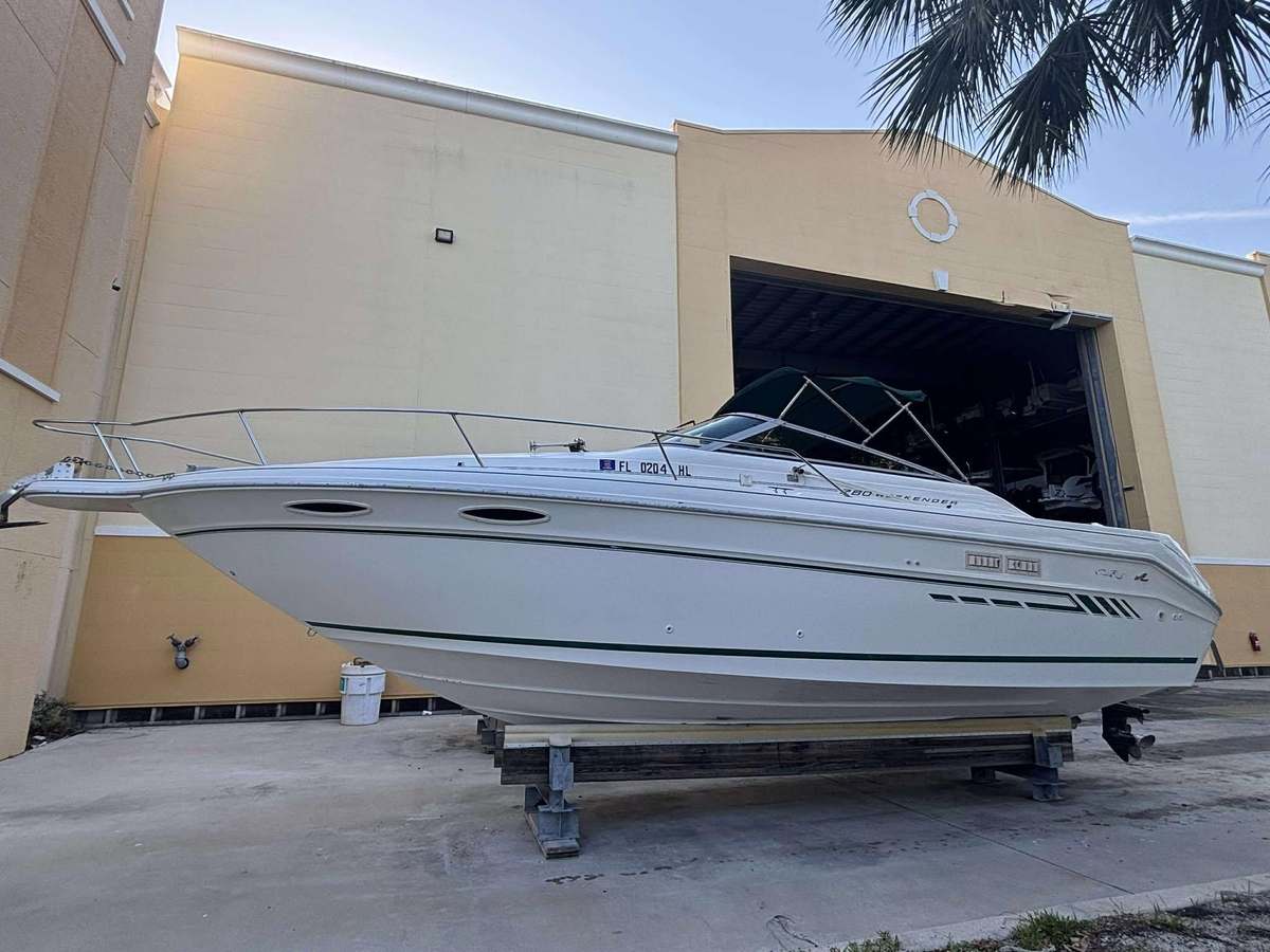 1991 Sea Ray 280 Weekender - Sold Boat