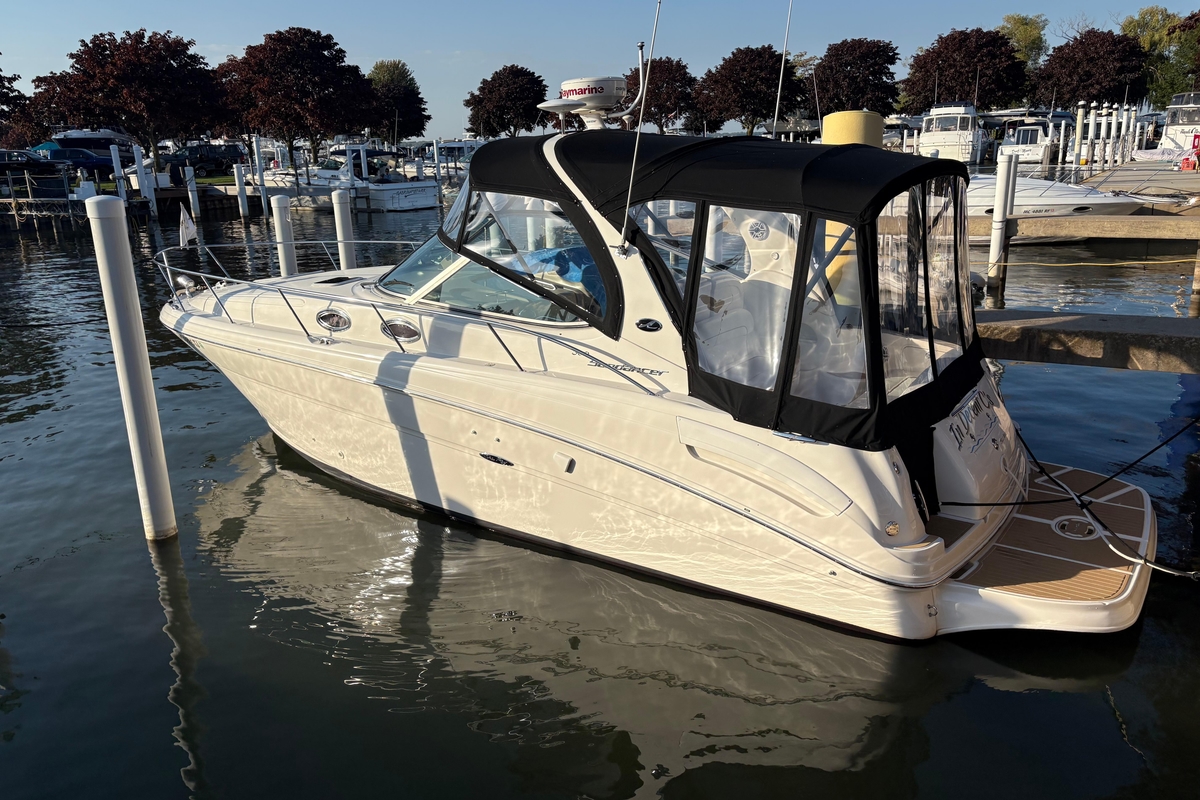 2002 Sea Ray 300 Sundancer - Sold Boat