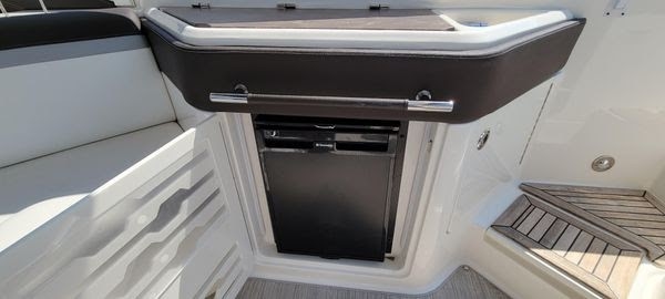 2017 Sea Ray 310 SLX - Sold Boat