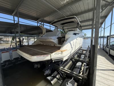 BOATZON | Sea Ray 320 DA 2020