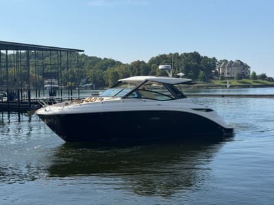 BOATZON | Sea Ray 320 SUNDANCER 2020