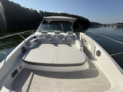 BOATZON | Sea Ray 320 SUNDANCER 2024