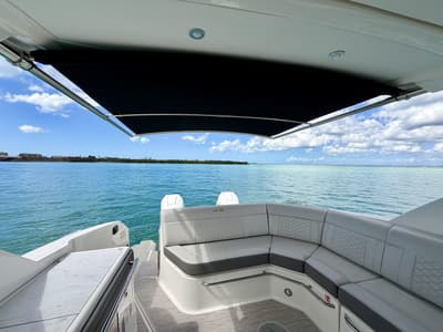 BOATZON | Sea Ray 320 SUNDANCER OB 2025