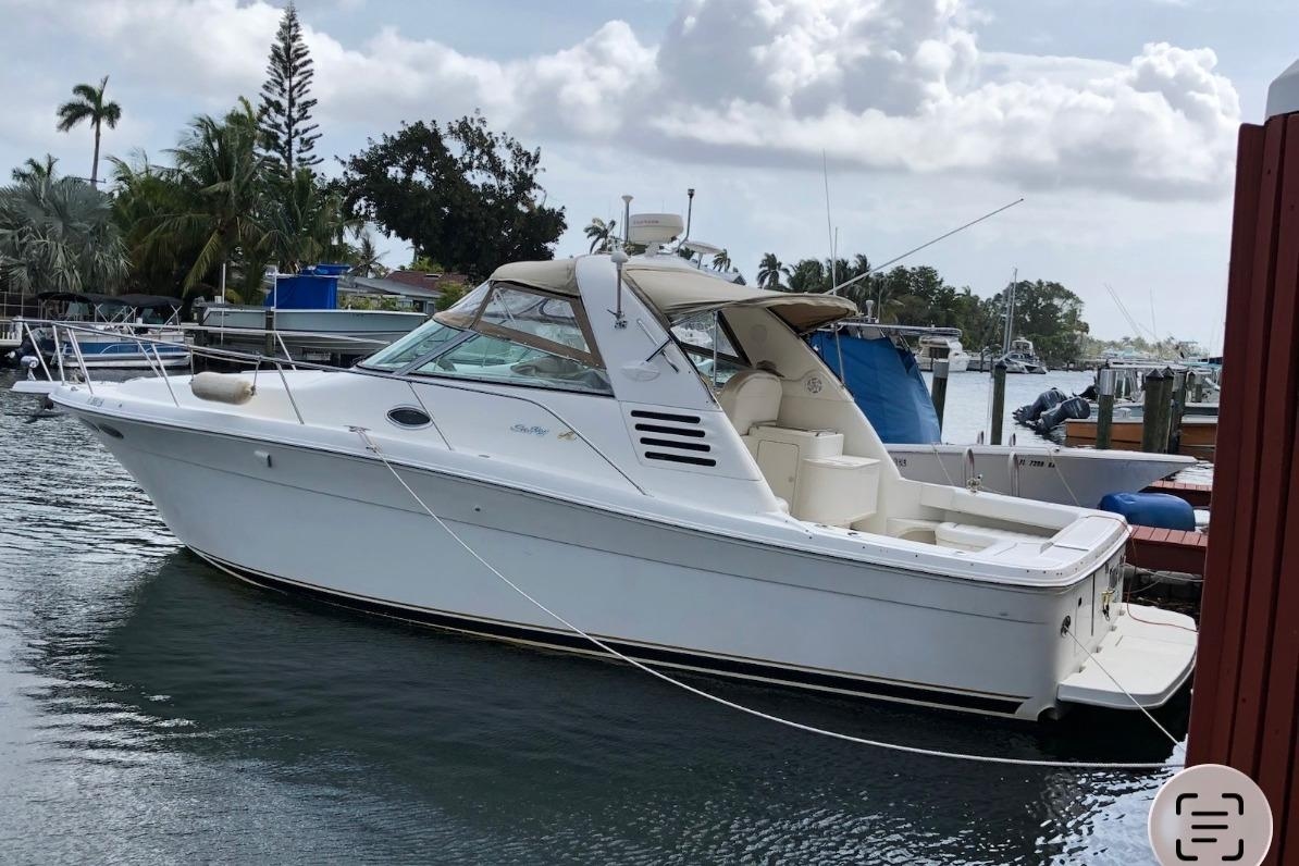 2000 Sea Ray 330 Express Cruiser - Sold Boat