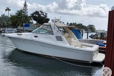 BOATZON | Sea Ray 330 Express Cruiser 2000