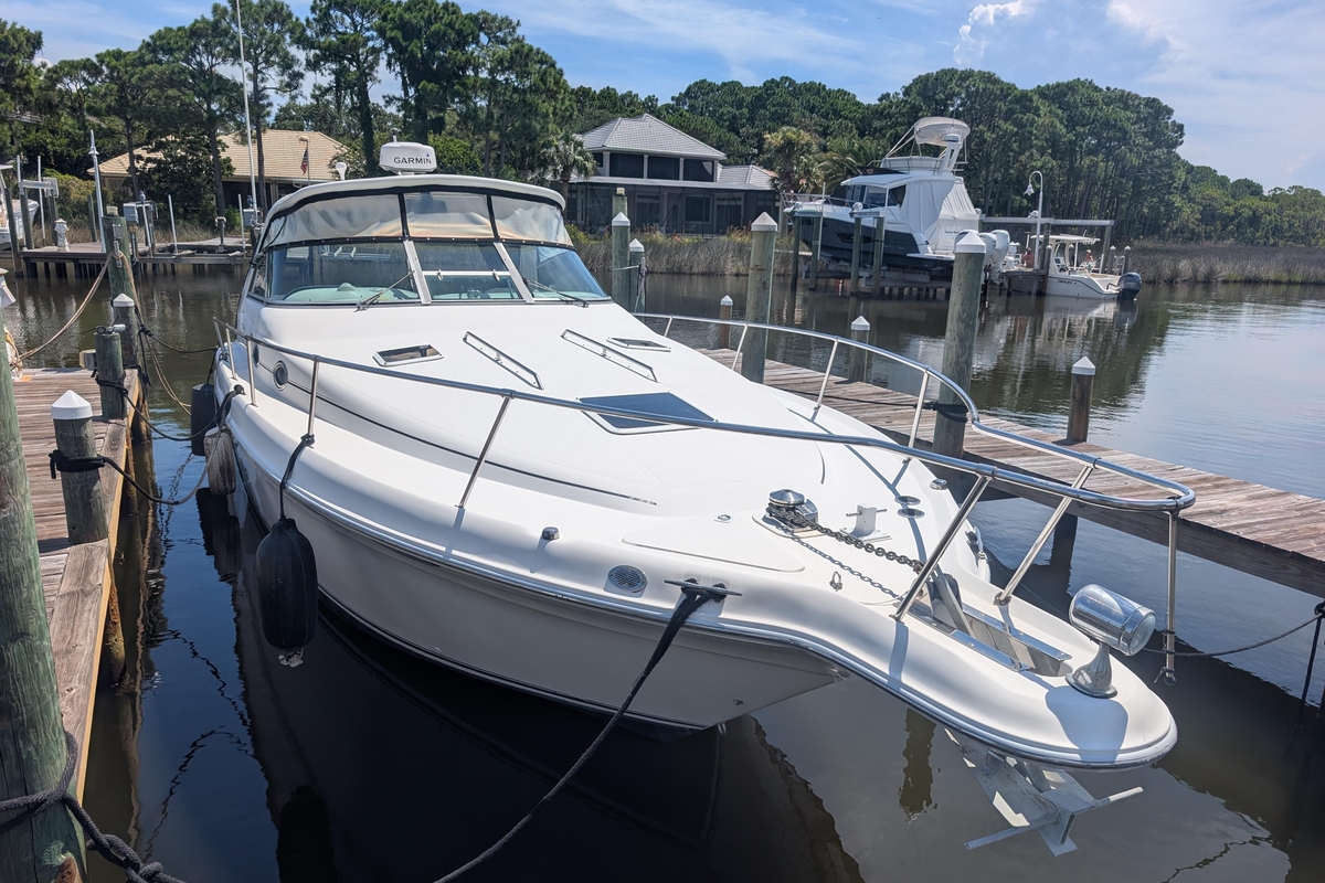 1996 Sea Ray 330 Sundancer - Sold Boat