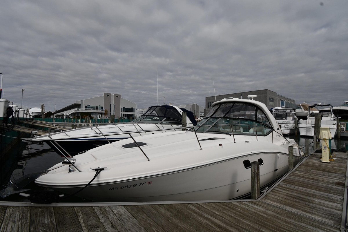 2009 Sea Ray 330 Sundancer - Sold Boat