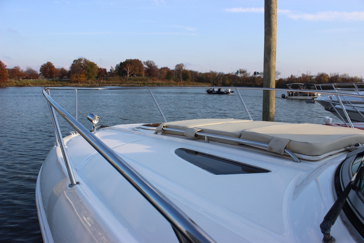 2012 Sea Ray 330 Sundancer - Sold Boat