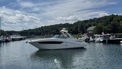BOATZON | Sea Ray 330 Sundancer 2016