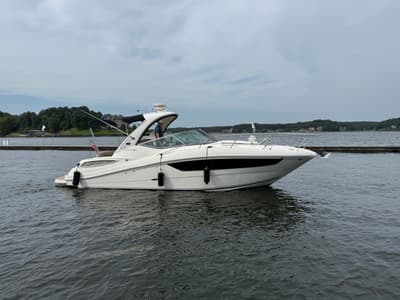 BOATZON | Sea Ray 330 SUNDANCER 2016
