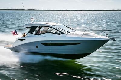 BOATZON | Sea Ray 350 Coupe 2017