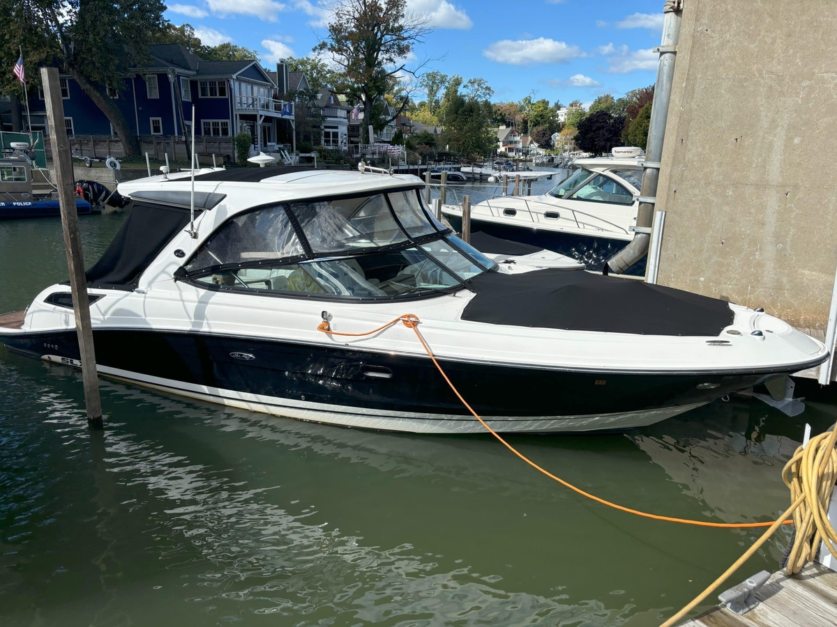 Sea Ray 350 SLX 2016