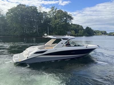 BOATZON | Sea Ray 350 SLX 2020