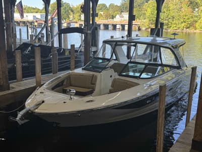 BOATZON | Sea Ray 350 SLX 2020