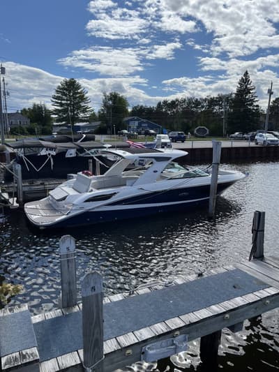 BOATZON | Sea Ray 350 SLX 2022