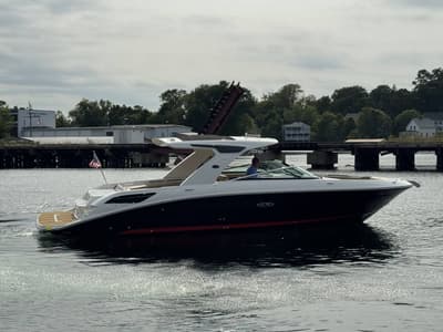 BOATZON | Sea Ray 350 SLX 2024
