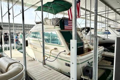 BOATZON | Sea Ray 355T Trawler 1982