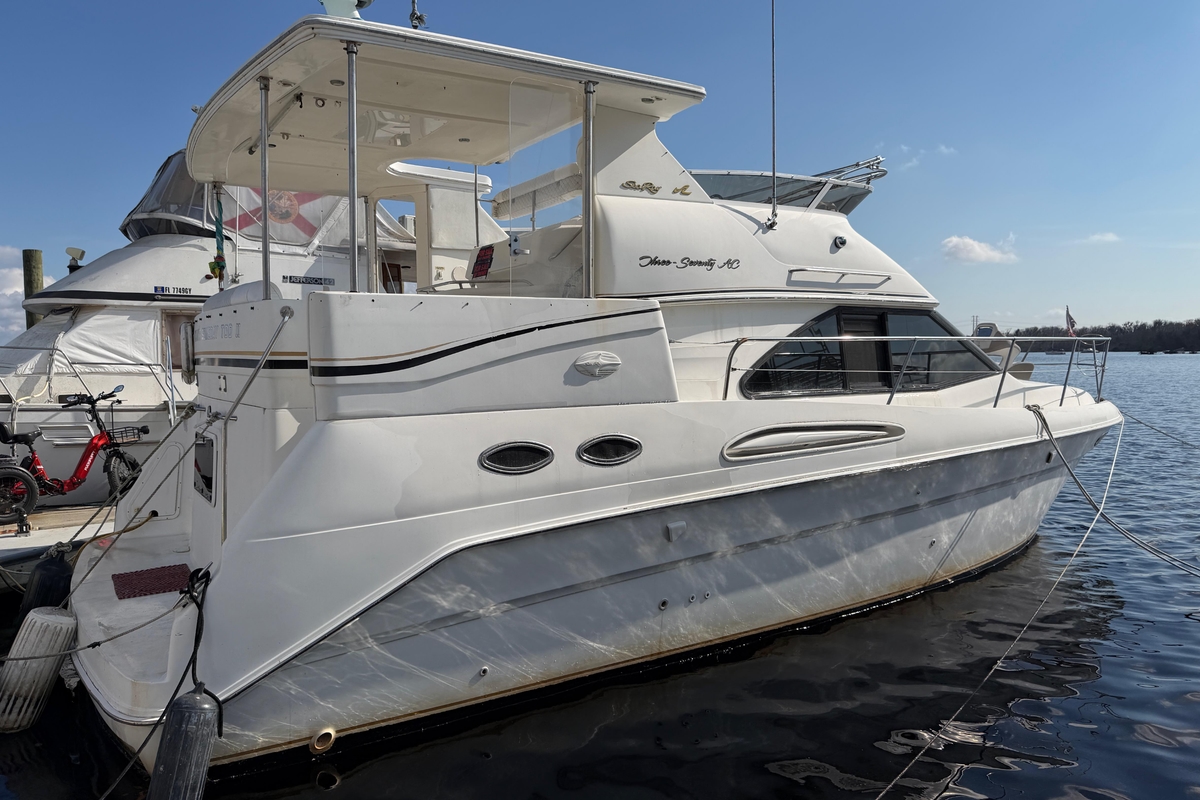 1997 Sea Ray 370 Aft Cabin - Sold Boat