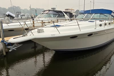 BOATZON | Sea Ray 370 Express Cruiser 1994